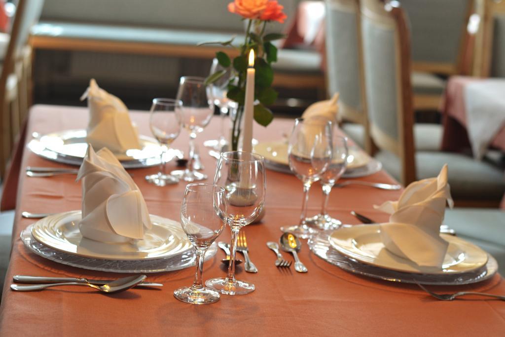 Hotel-Restaurant Heiligenstadter Hof Heiligenstadt in Oberfranken Eksteriør bilde