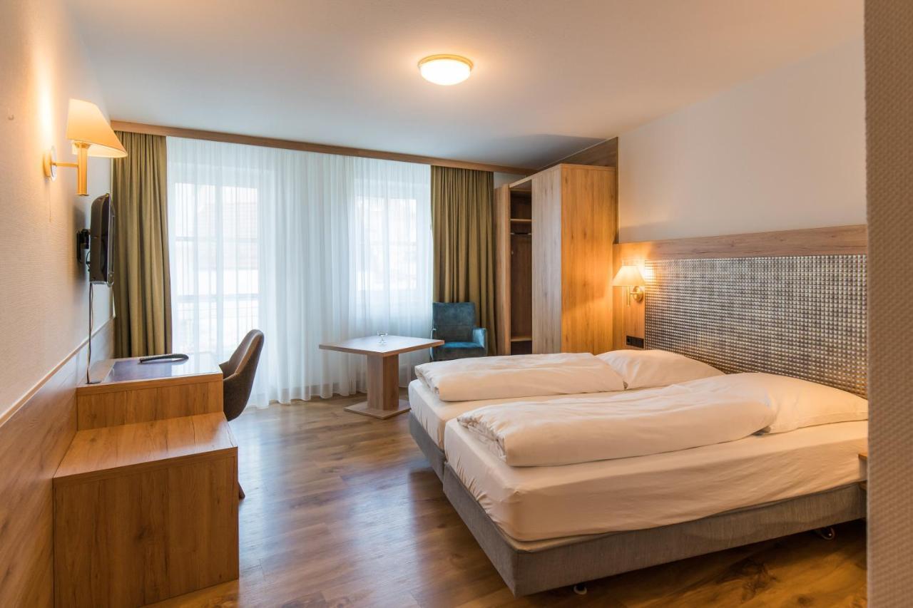 Hotel-Restaurant Heiligenstadter Hof Heiligenstadt in Oberfranken Eksteriør bilde